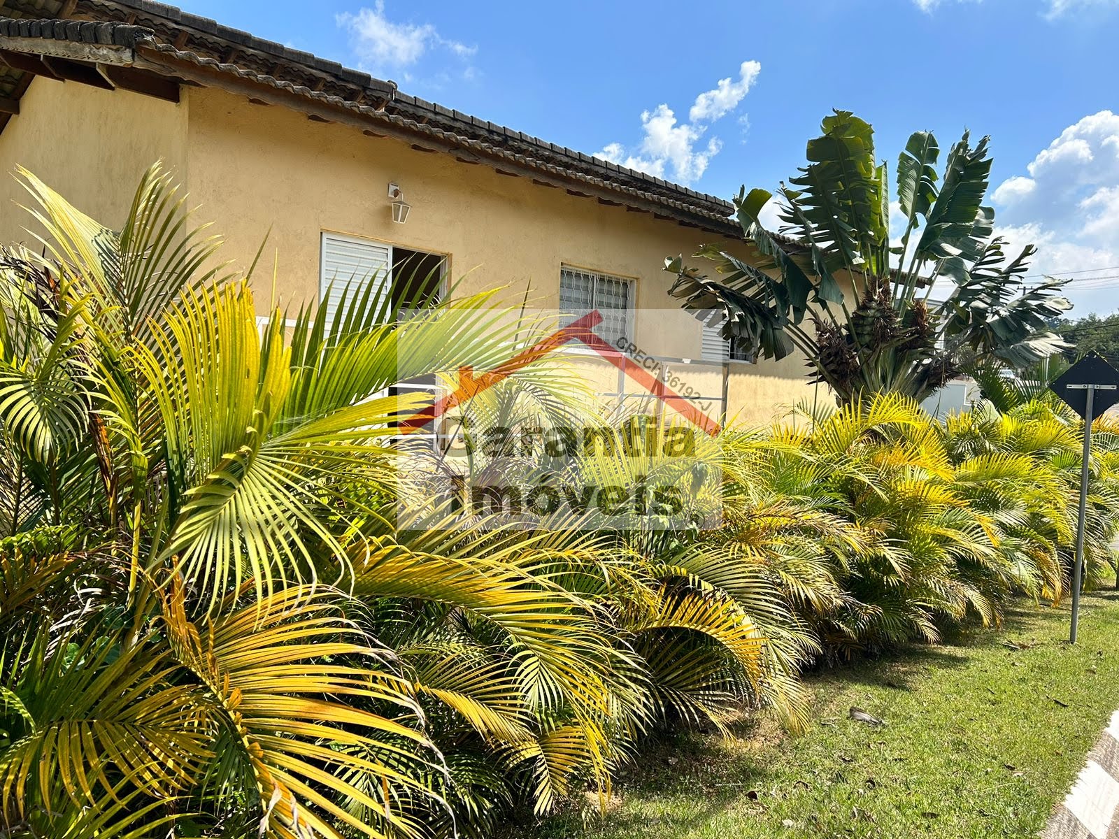 Casa à venda com 3 quartos, 1 suíte, 3 vagas e 290m² no Suru, Santana de Parnaíba (SP) — foto 7 de 27