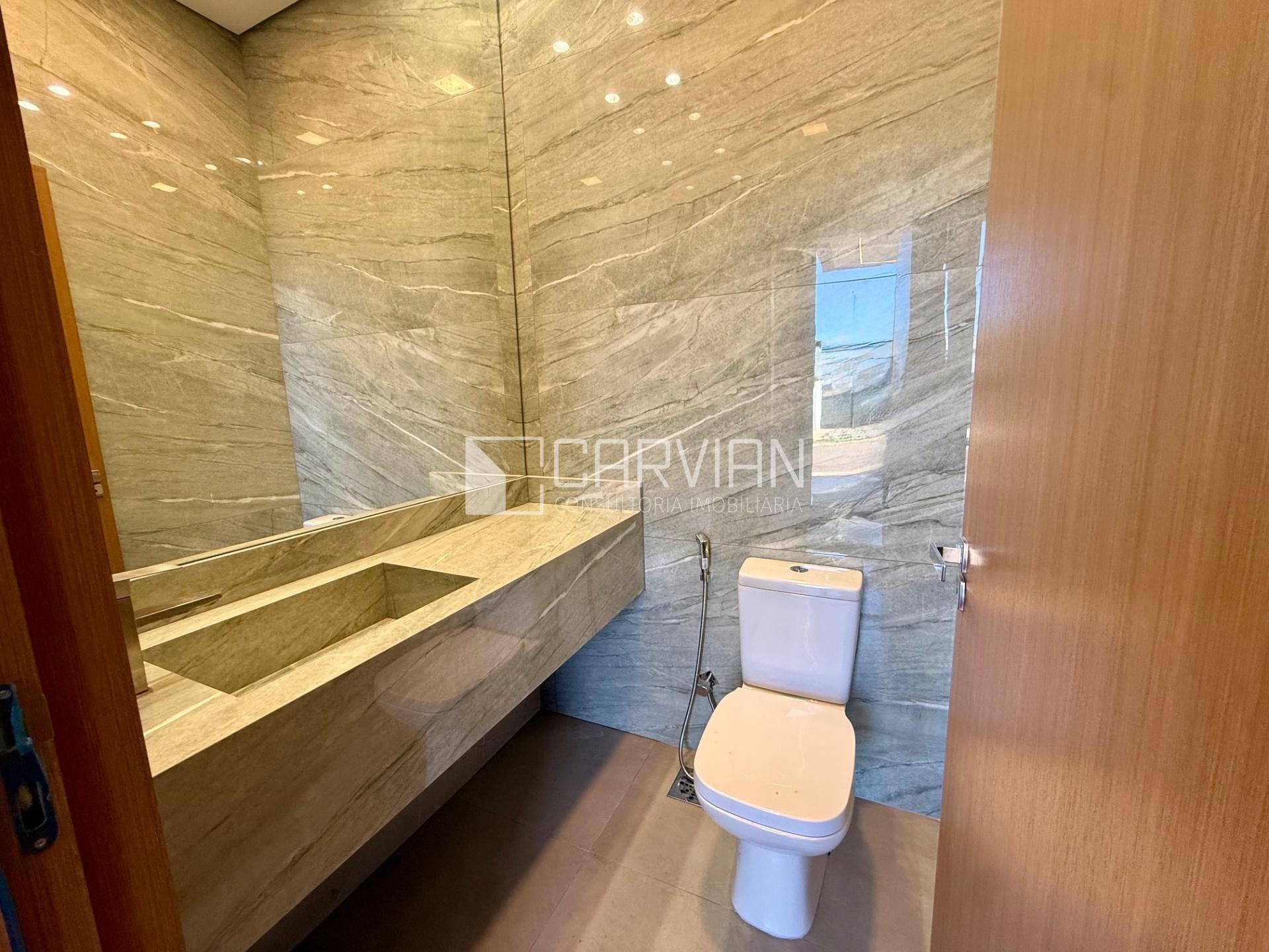 Casa à venda com 3 quartos, 3 suítes, 4 vagas e 201m² no Vila do Golf, Ribeirão Preto (SP) — foto 3 de 30