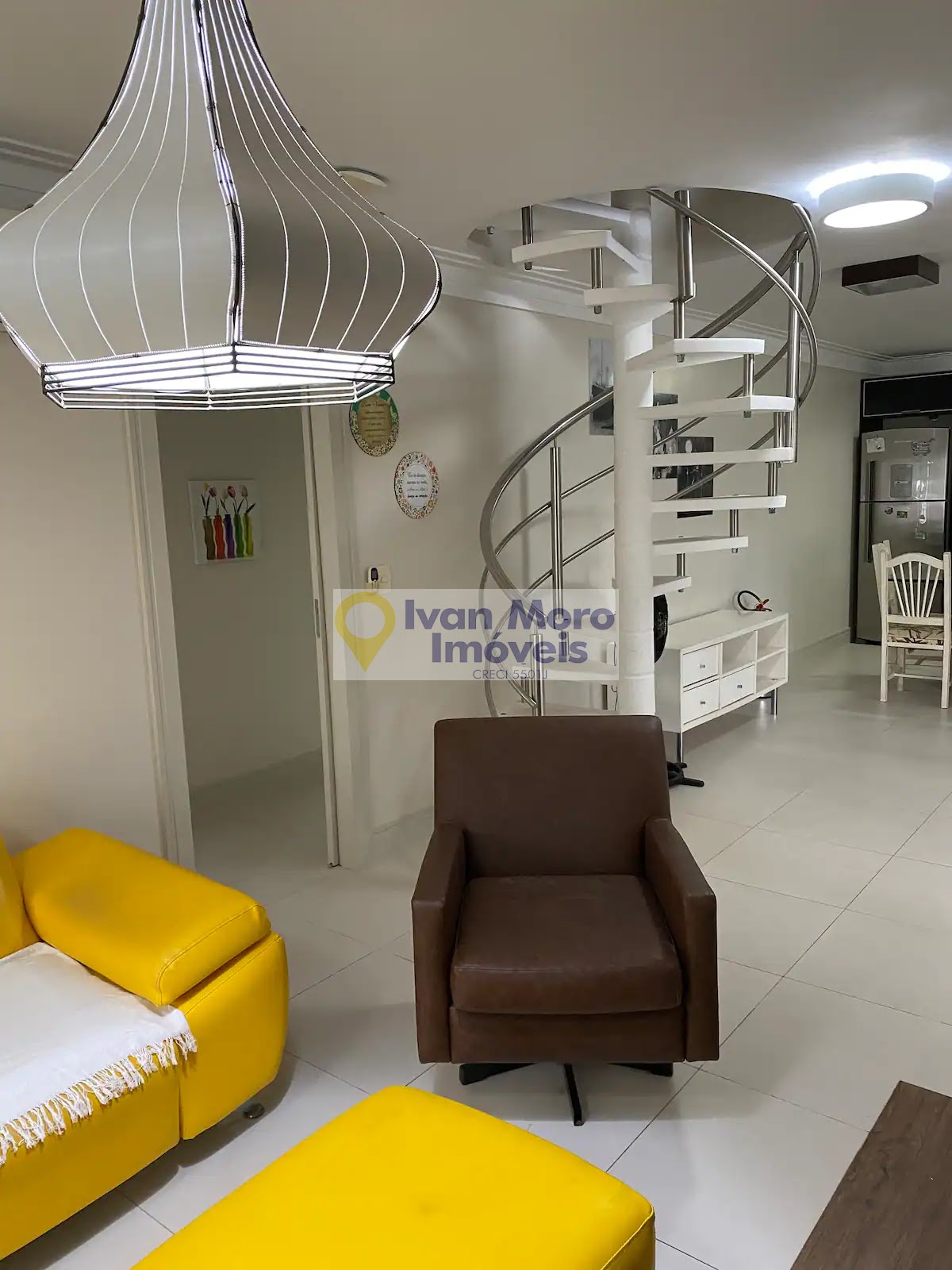 Casa para alugar com 4 quartos, 3 suítes, 3 vagas e 350m² no Daniela, Florianópolis (SC) — foto 10 de 30