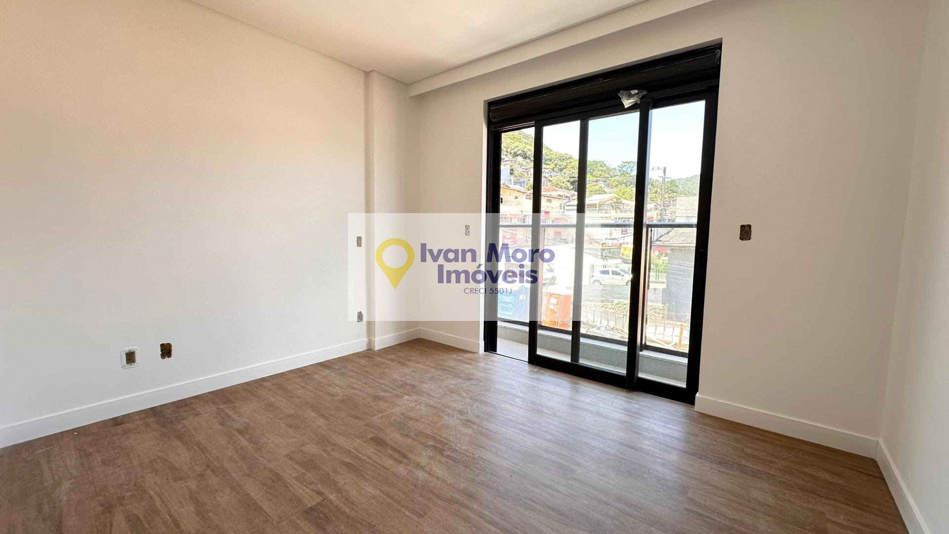 Apartamento à venda com 2 quartos, 1 suíte, 1 vaga e 66m² no Saco Grande, Florianópolis (SC) — foto 3 de 9