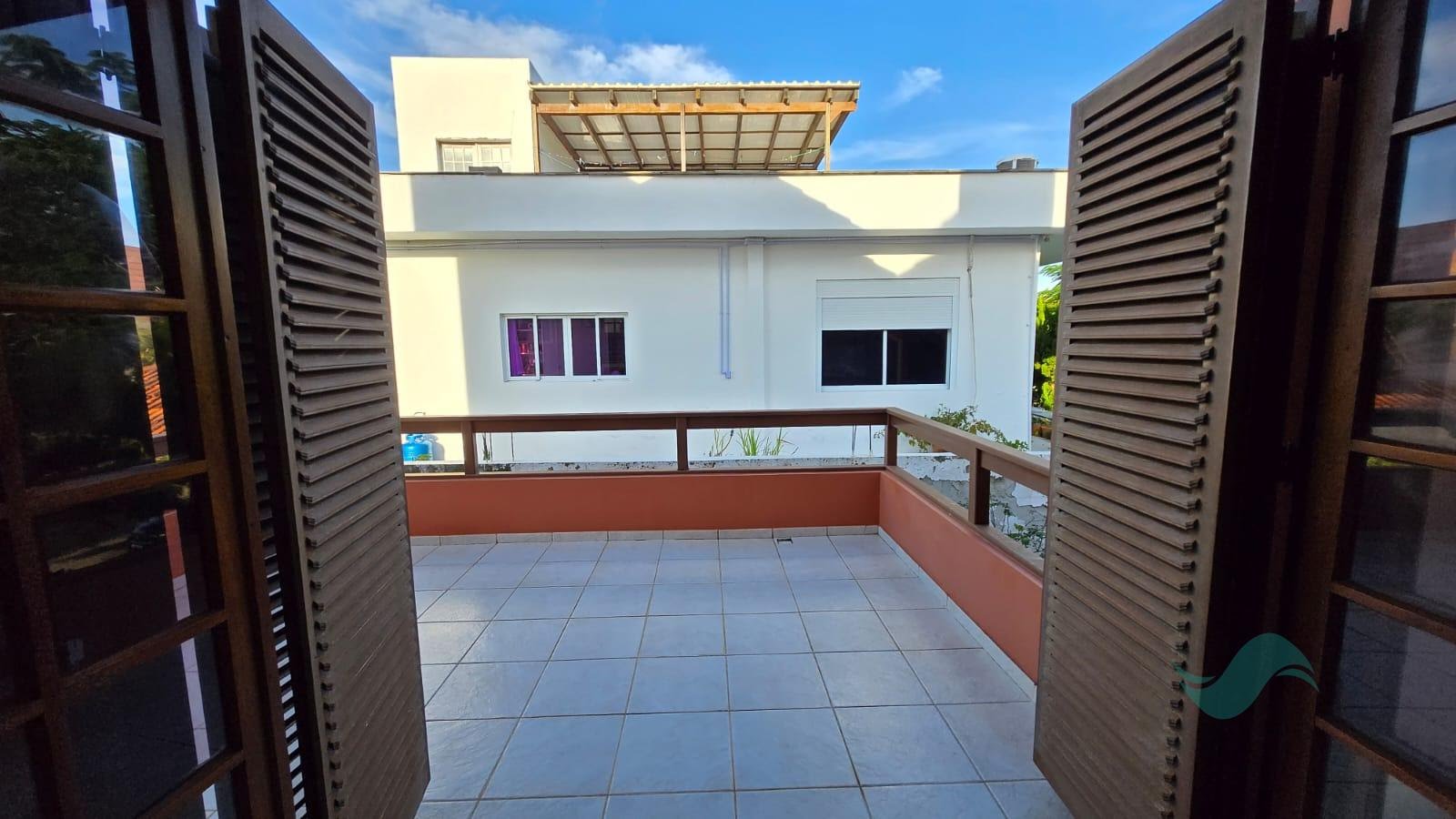 Casa à venda com 3 quartos, 1 suíte, 4 vagas e 230m² no Jurerê Internacional, Florianópolis (SC) — foto 3 de 30