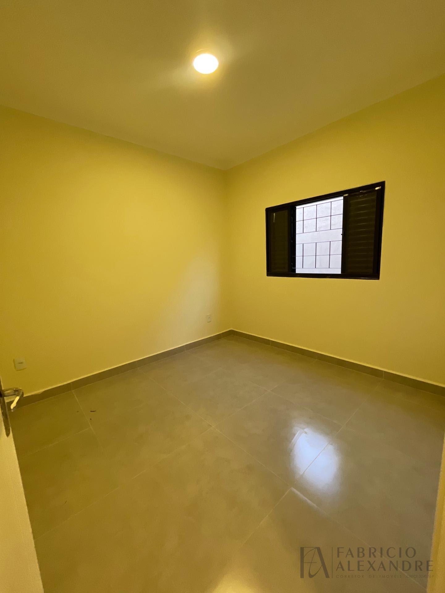 Casa à venda com 2 quartos, 1 banheiro, 1 vaga e 200m² no Residencial Mirante, São José do Rio Preto (SP) — foto 2 de 11