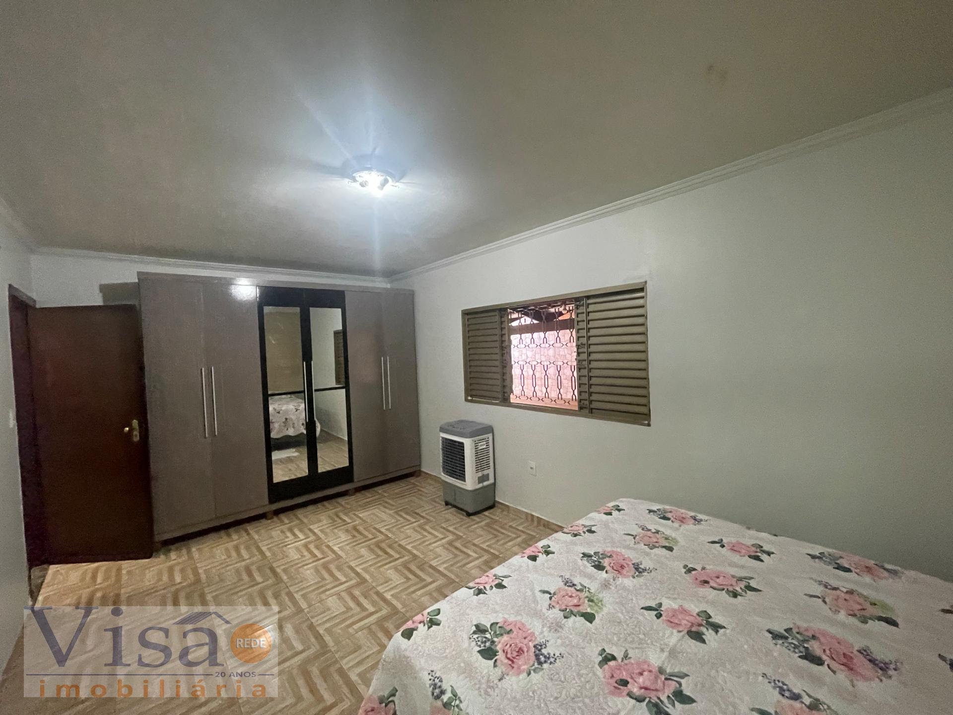 Casa à venda com 3 quartos, 1 suíte, 2 vagas e 250m² no Aparecida, Paracatu (MG) — foto 14 de 25