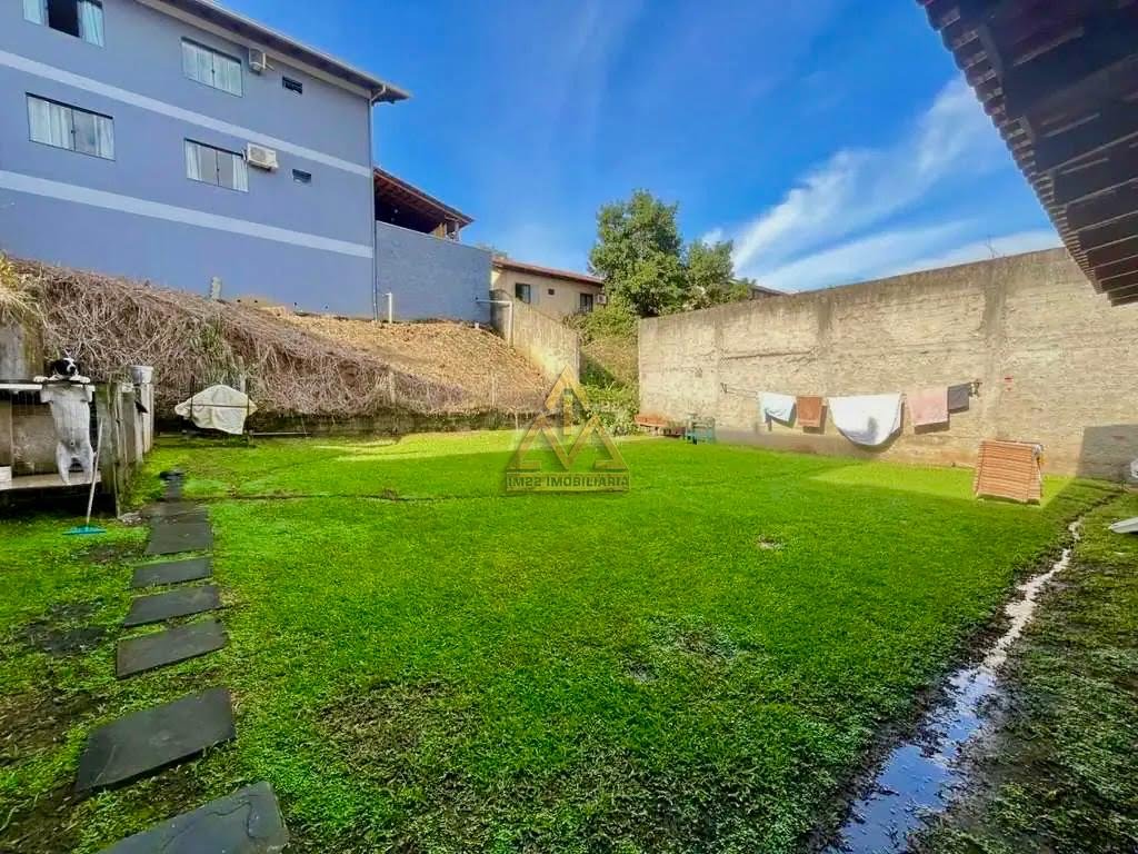 Casa à venda com 3 quartos, 1 suíte, 2 vagas e 143m² no Velha Central, Blumenau (SC) — foto 5 de 13