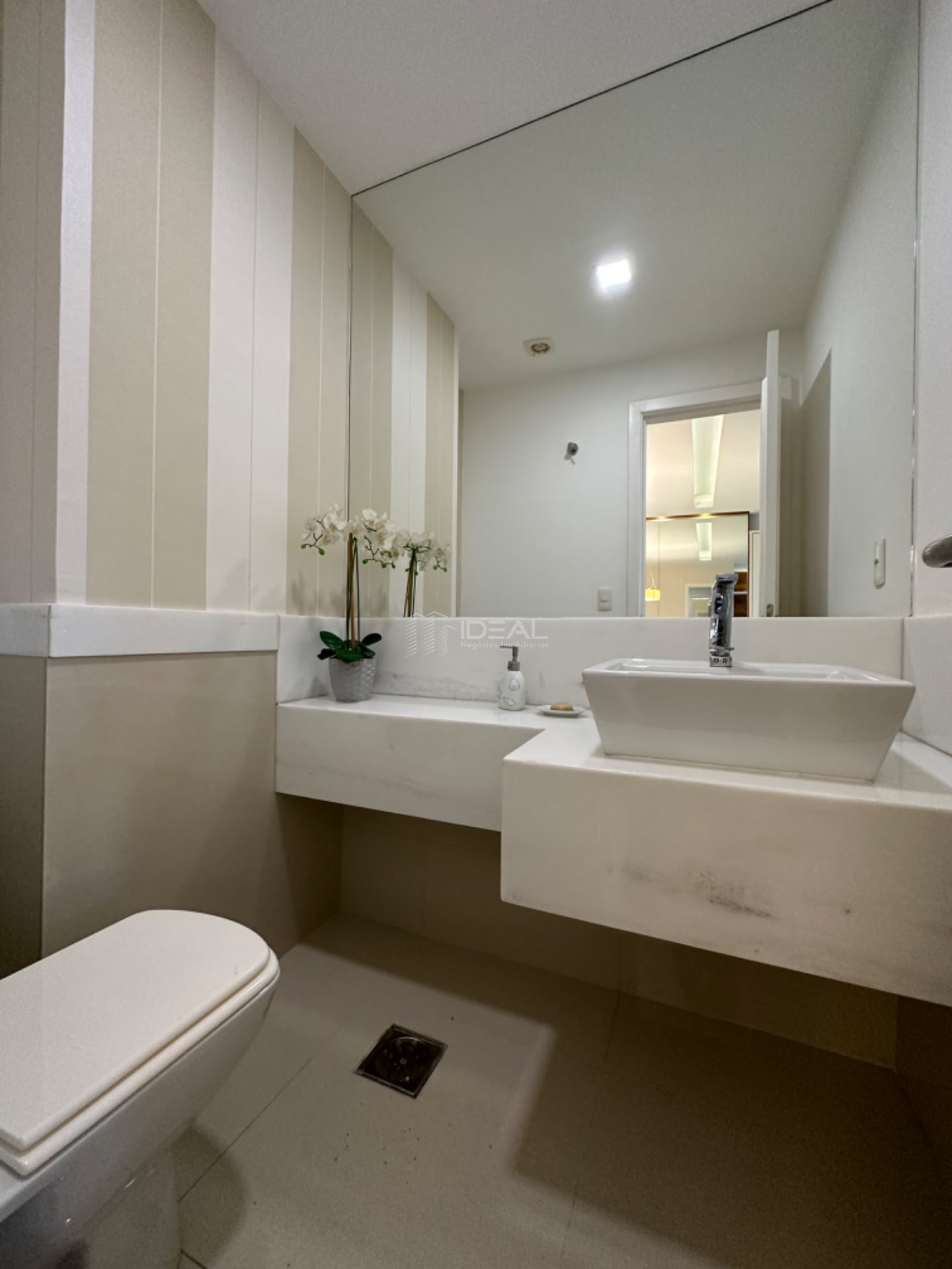 Apartamento à venda com 4 quartos, 3 suítes, 3 vagas e 160m² no Jardim Maria de Queiroz, Campos dos Goytacazes (RJ) — foto 29 de 30