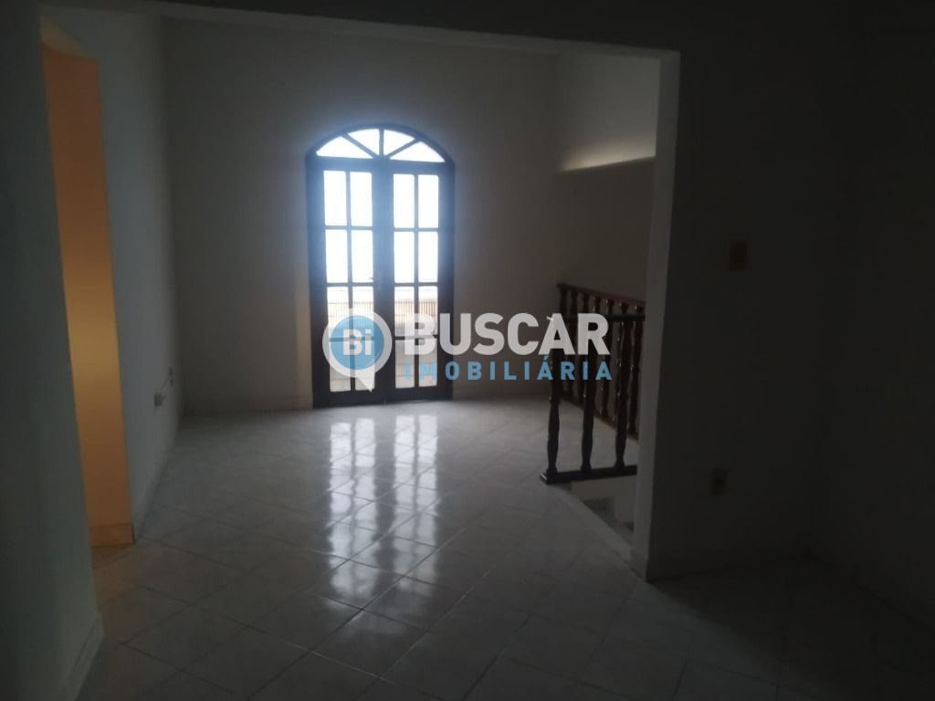 Casa à venda com 3 quartos, 2 suítes, 2 vagas e 300m² no Jardim Acácia, Feira de Santana (BA) — foto 14 de 19