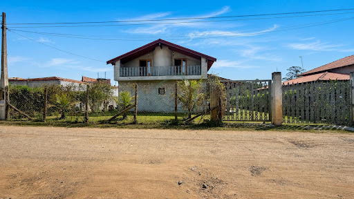 CHÁCARA À VENDA EM CONDOMÍNIO FECHADO