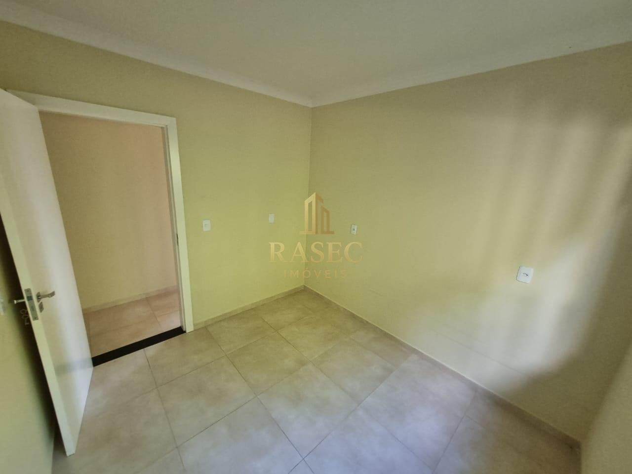 Casa para alugar com 3 quartos, 1 suíte, 2 vagas e 80m² no Cedrinho, Brusque (SC) — foto 10 de 14