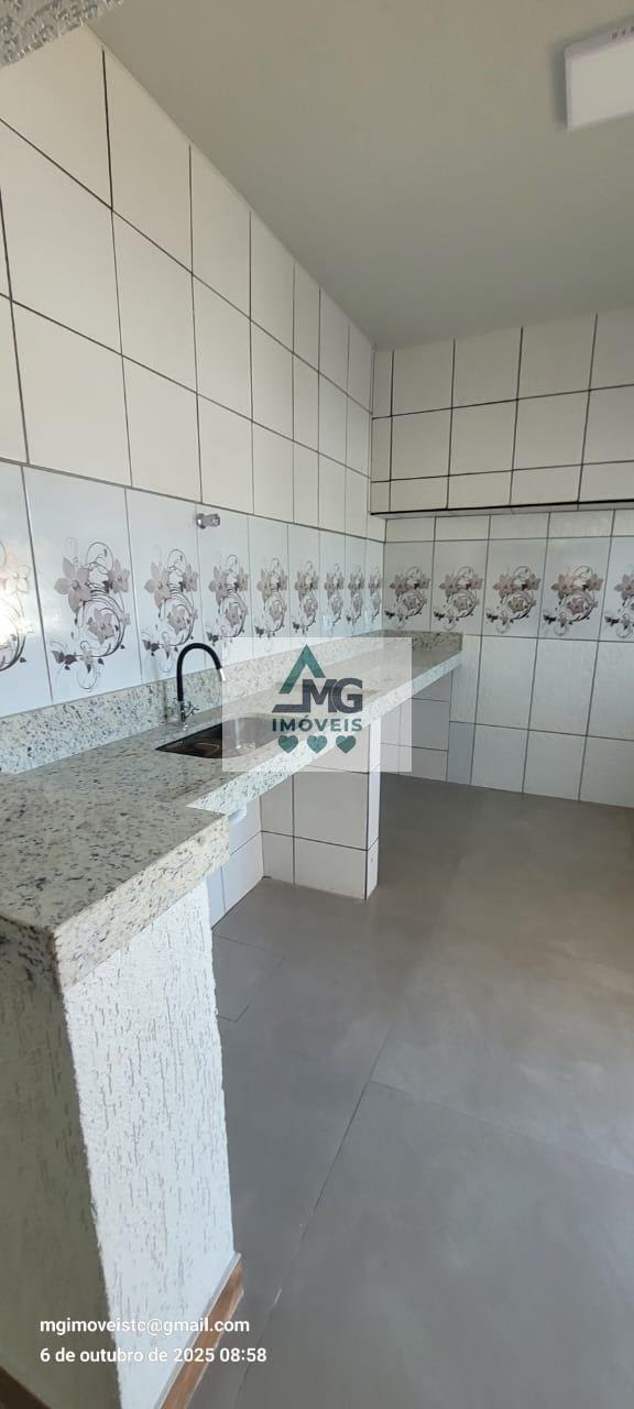 Casa à venda com 3 quartos, 1 suíte, 2 vagas e 221m² no Parque Bandeirantes, Três Corações (MG) — foto 16 de 25