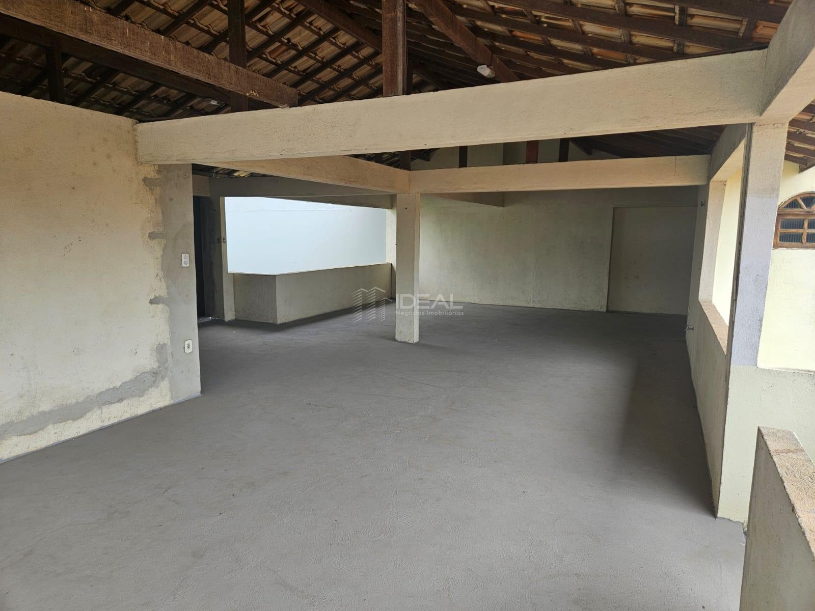 Casa à venda com 2 quartos, 1 suíte, 4 vagas e 215m² no Parque Imperial, Campos dos Goytacazes (RJ) — foto 2 de 27
