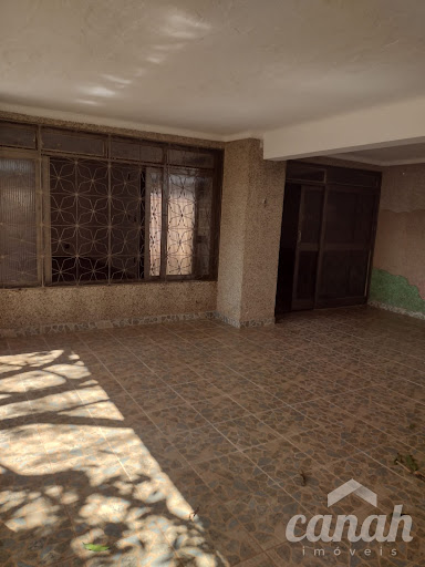 Casa padrão em Independência  -  Ribeirão Preto