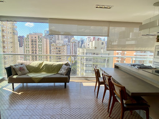 Apartamento 03 Dorm. Locação  em Pinheiros  -  São Paulo