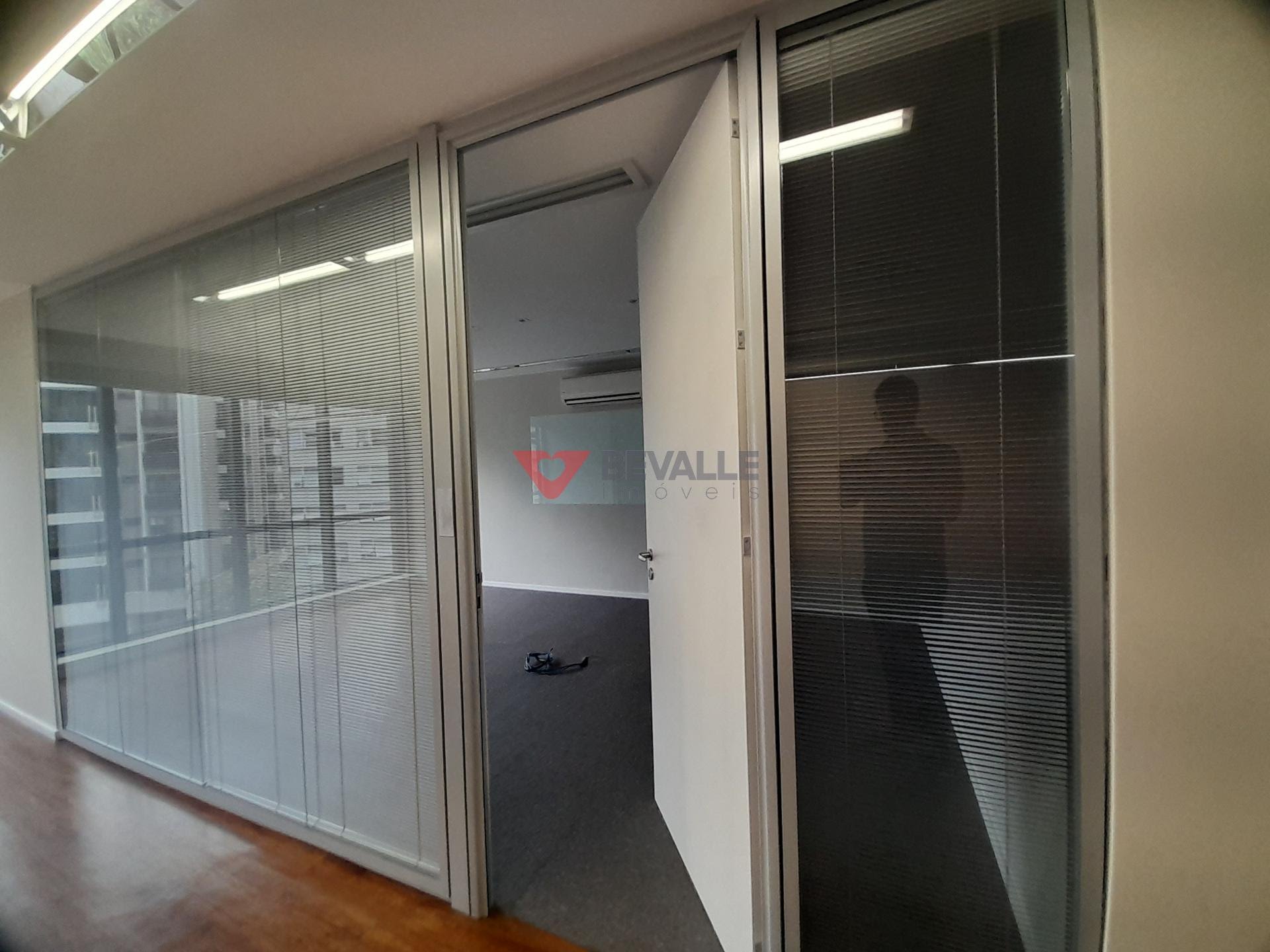 Comercial para alugar com 2 banheiros, 2 vagas e 150m² no Leblon, Rio de Janeiro (RJ) — foto 10 de 24