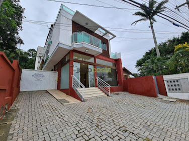 Loja para Alugar em Ponta de Baixo, São José, 200m²