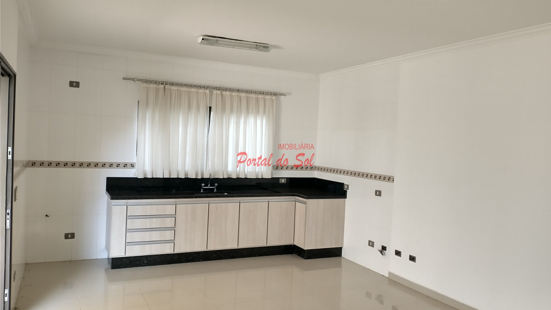 Casa à venda com 4 quartos, 1 suíte, 4 vagas e 257m² no Parque Jandira, Santo Antônio da Platina (PR) — foto 4 de 17
