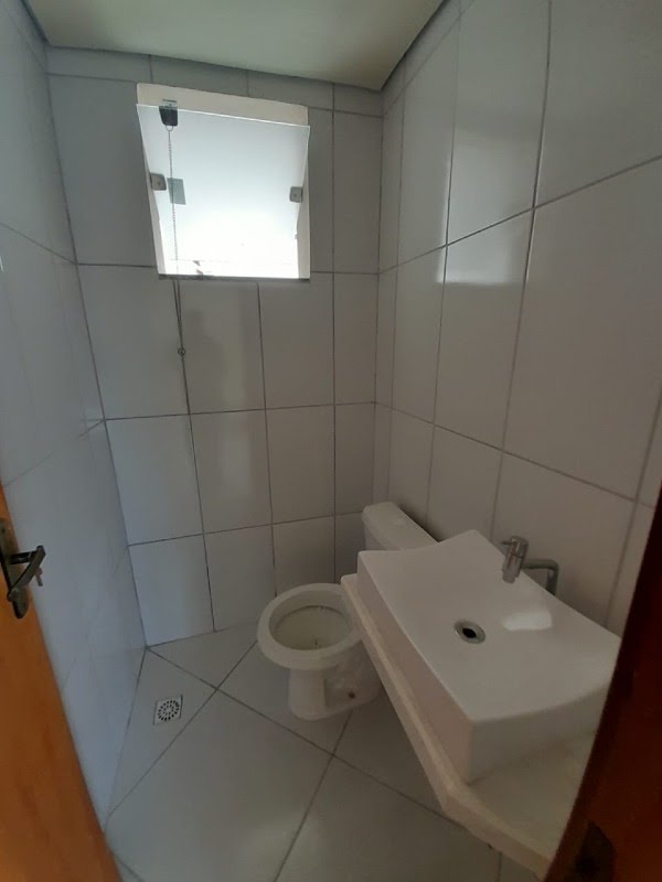 Casa à venda com 2 quartos, 1 banheiro, 2 vagas e 70m² no Imperial, Santa Luzia (MG) — foto 8 de 11