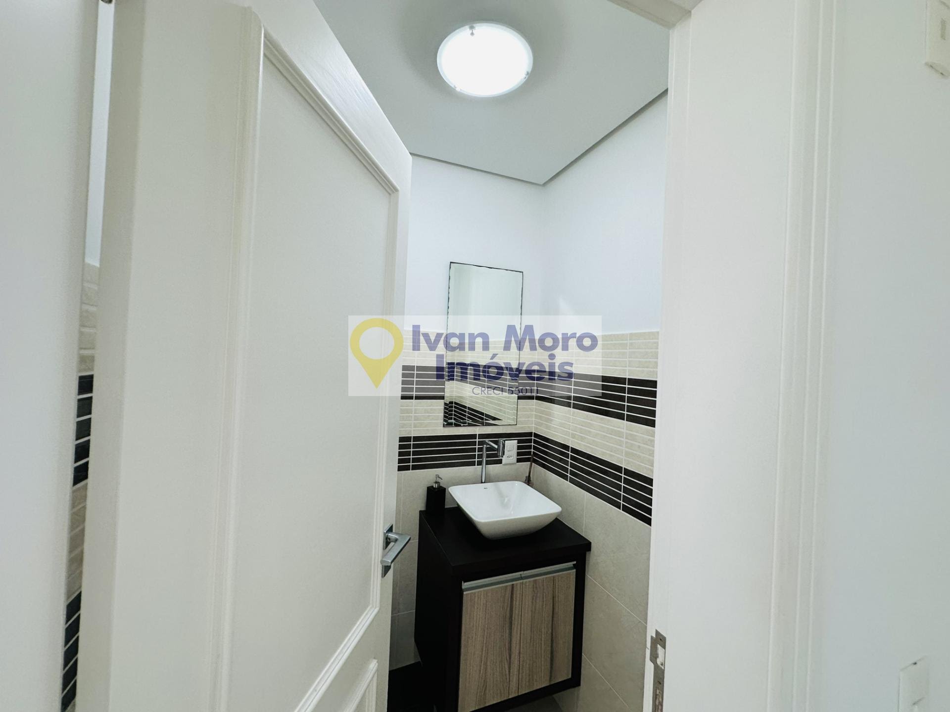 Apartamento à venda com 2 quartos, 2 suítes, 2 vagas e 85m² no Canasvieiras, Florianópolis (SC) — foto 16 de 28