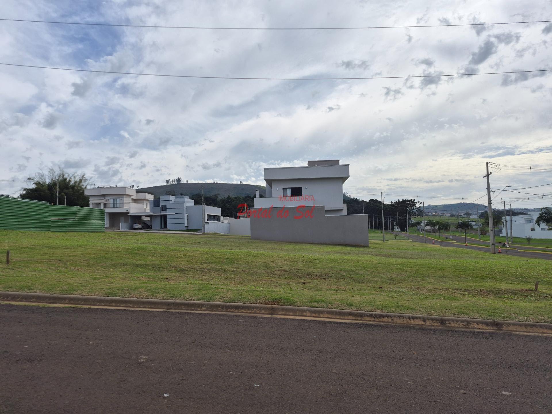 Terreno à venda com 268m² de terreno no Condomínio Maria Thereza Rennó, Santo Antônio da Platina (PR) — foto 5 de 6