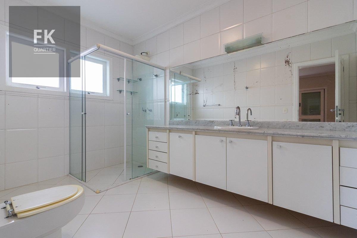 Casa à venda com 4 quartos, 2 suítes, 6 vagas e 430m² no Residencial Morada dos Lagos, Barueri (SP) — foto 22 de 30