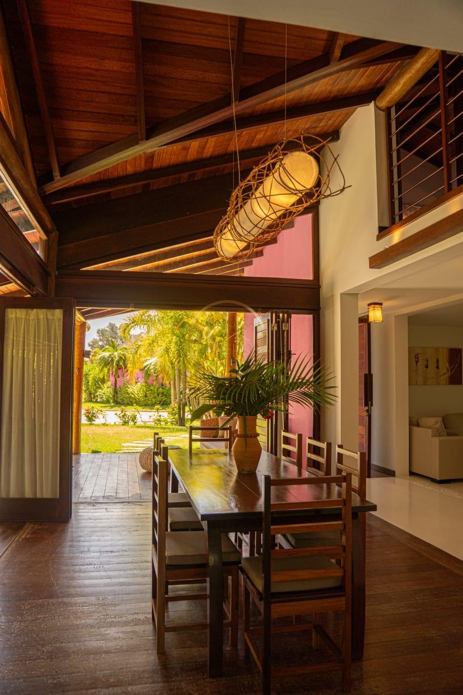 Casa à venda com 4 quartos, 4 suítes, 3 vagas e 350m² no Coroa Vermelha, Santa Cruz Cabrália (BA) — foto 8 de 17