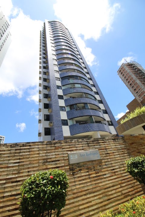 Apartamento à venda com 3 quartos, 1 suíte, 2 vagas e 87m² no Casa Amarela, Recife (PE) — foto 20 de 23