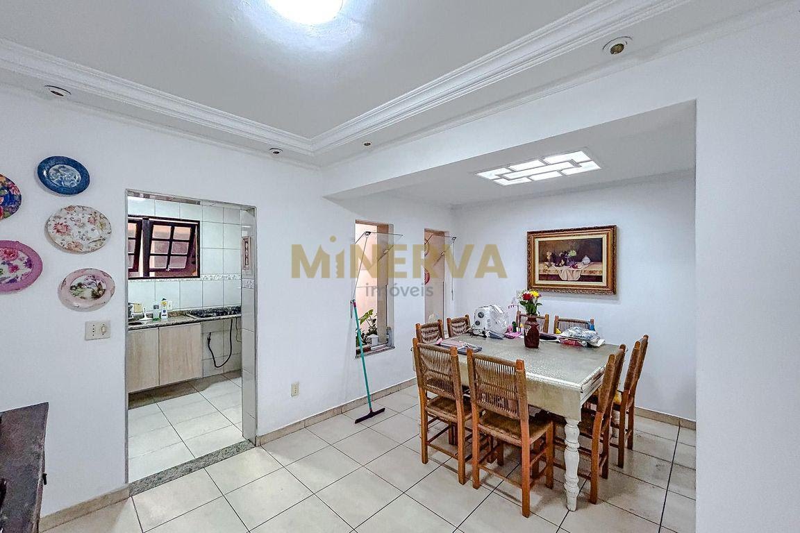 Casa à venda com 4 quartos, 3 banheiros, 2 vagas e 220m² no Parque São Jorge, São Paulo (SP) — foto 8 de 30