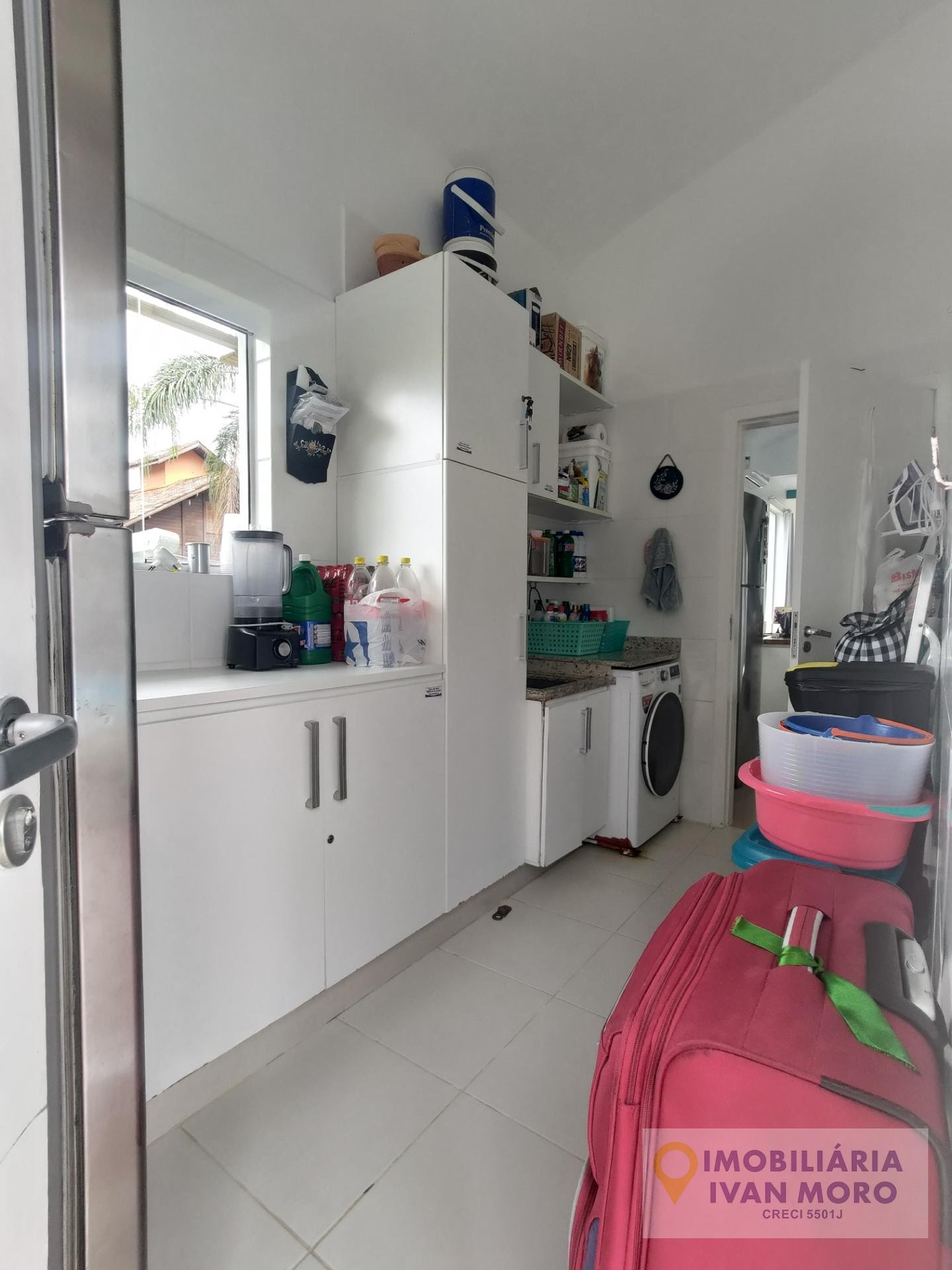 Casa à venda com 4 quartos, 3 suítes, 2 vagas e 230m² no Daniela, Florianópolis (SC) — foto 21 de 30