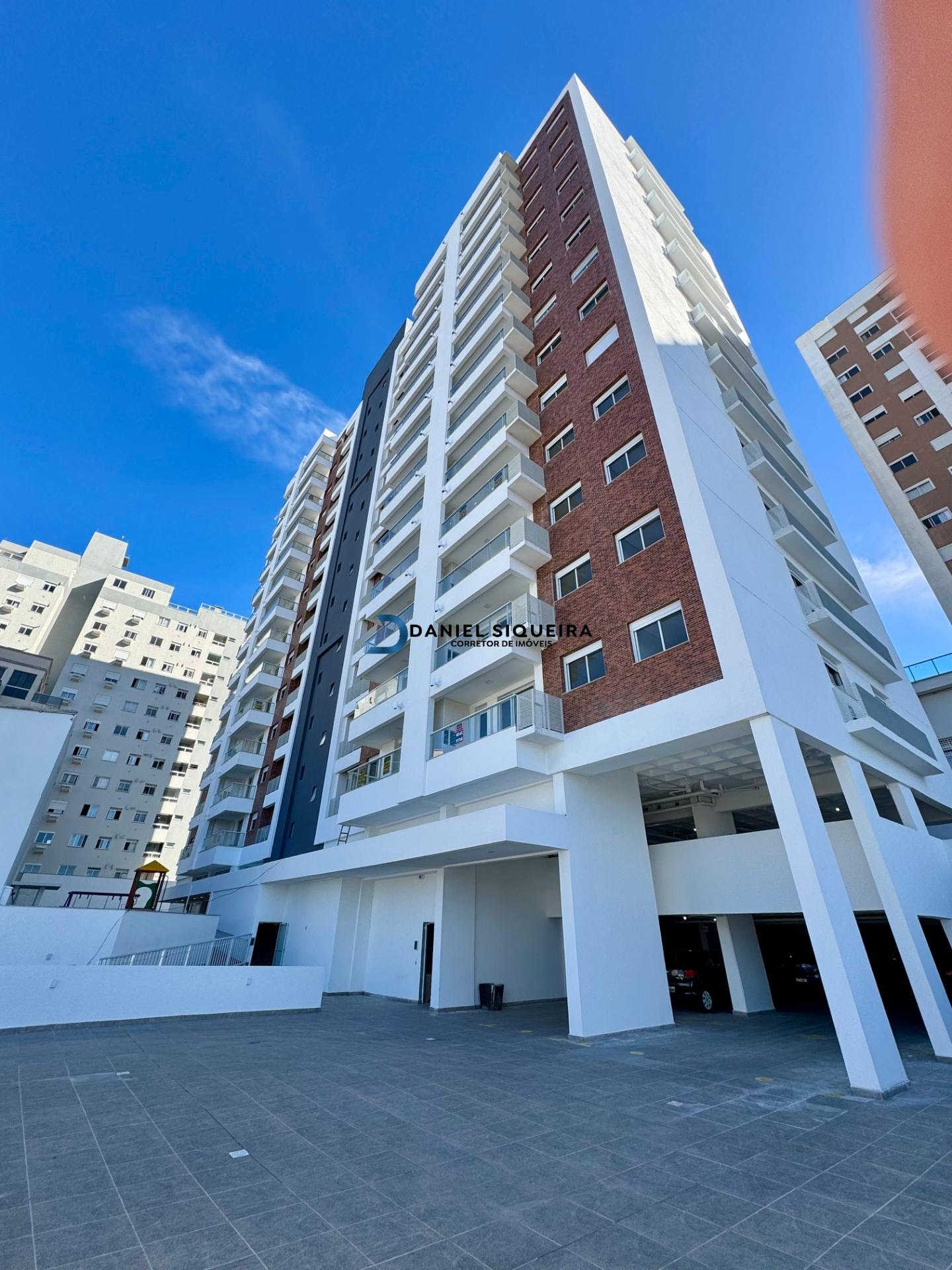 Apartamento à venda com 2 quartos, 1 suíte, 1 vaga e 67m² no Jardim Atlântico, Florianópolis (SC) — foto 2 de 24