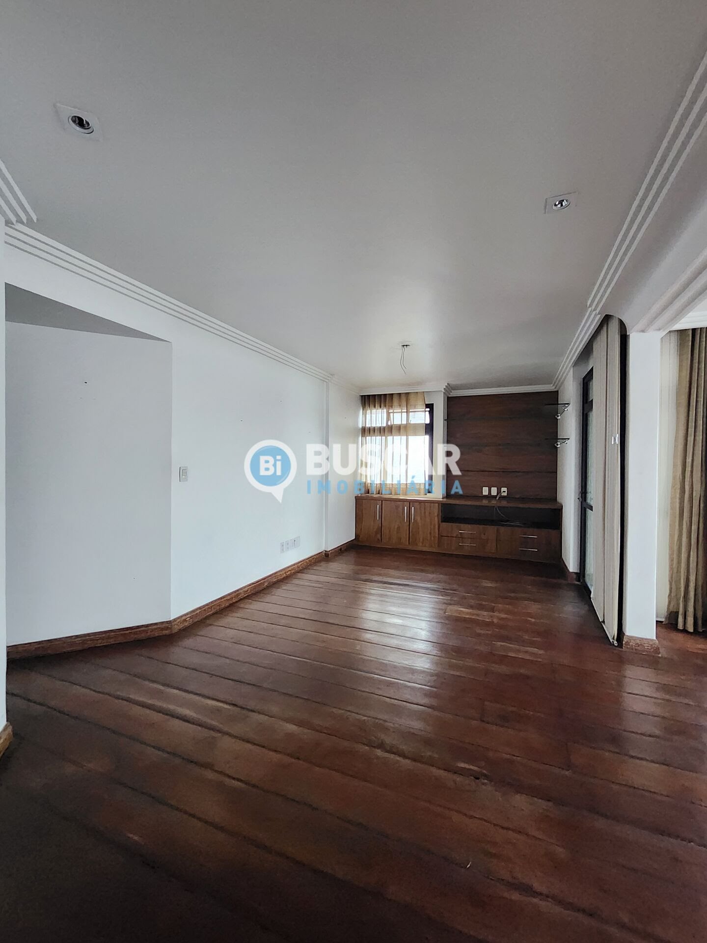 Apartamento à venda com 3 quartos, 3 suítes e 3 vagas no Capuchinhos, Feira de Santana (BA) — foto 6 de 16