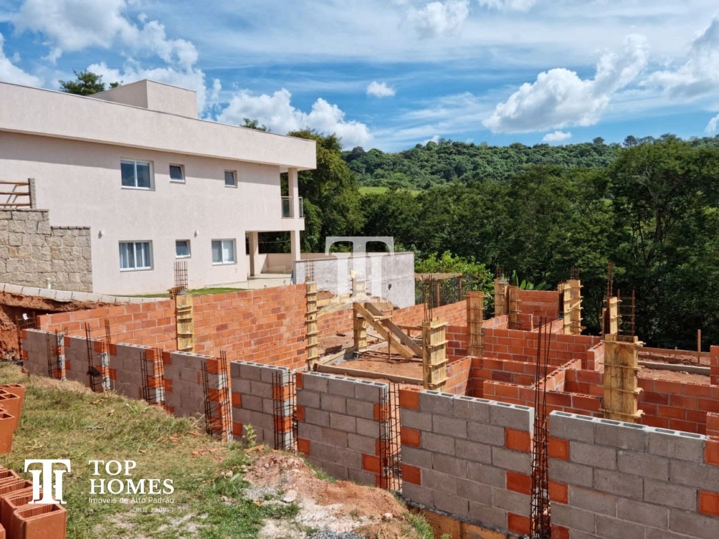 Casa à venda no condomínio Residencial dos Lagos -