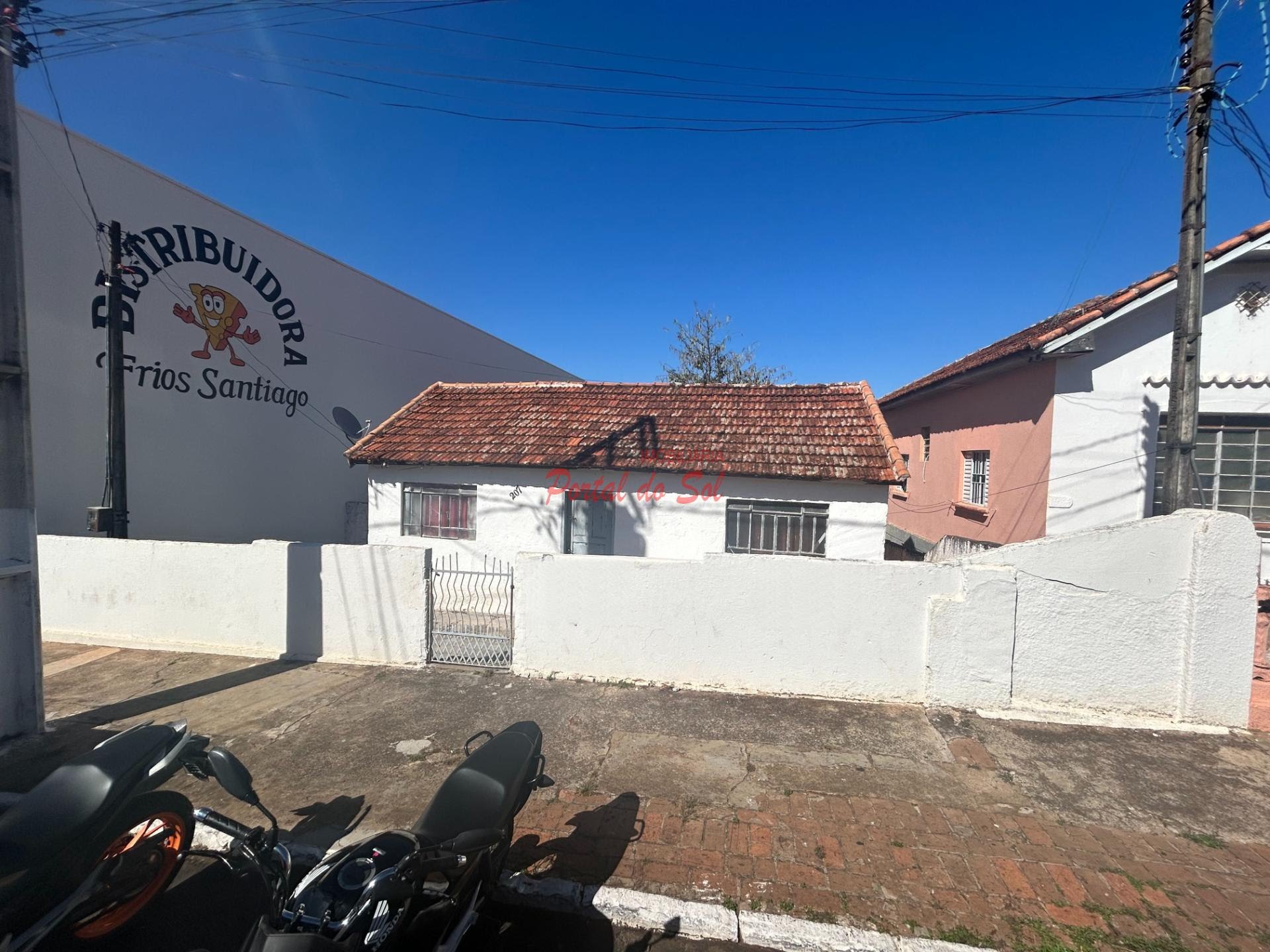 Casa à venda com 273m² no Centro, Santo Antônio da Platina — foto principal