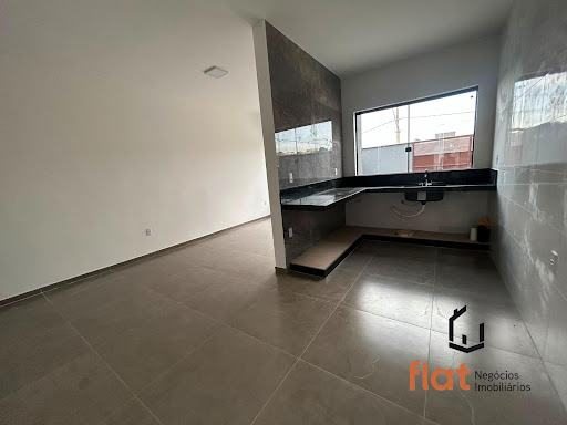 Casa em construção à venda no bairro São José em Pará de Minas | 2 quartos sendo 01 suíte com closet