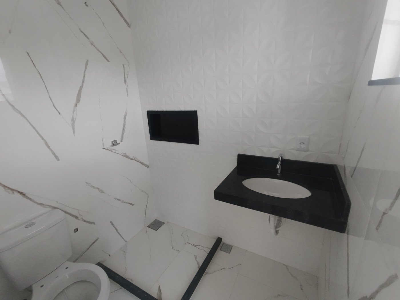 Casa à venda com 2 quartos, 2 suítes, 1 vaga e 100m² no Enseada das Gaivotas, Rio das Ostras (RJ) — foto 6 de 8