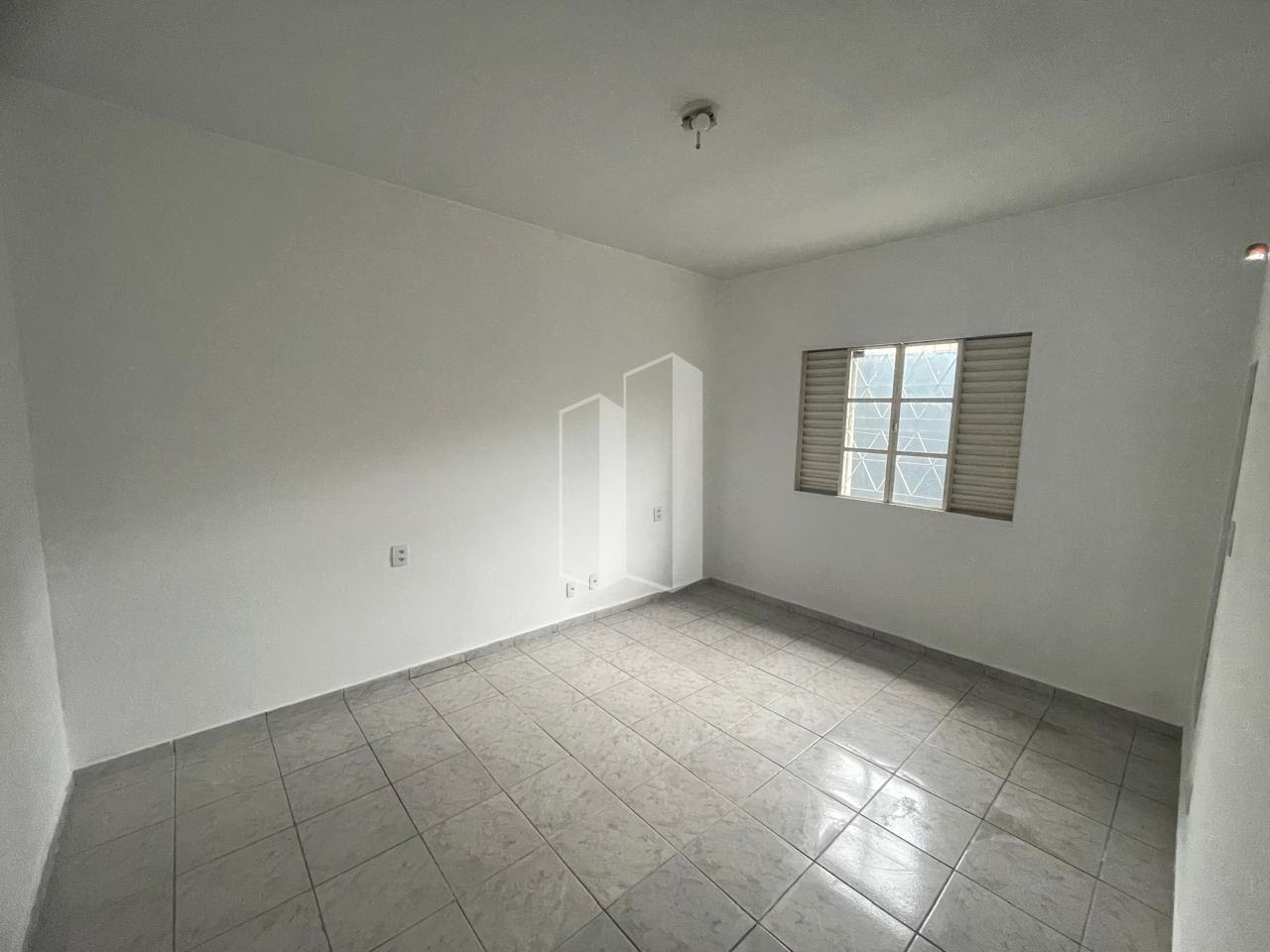 Casa à venda com 3 quartos, 1 suíte, 2 vagas e 114m² no Jardim América, Goiânia (GO) — foto 12 de 28