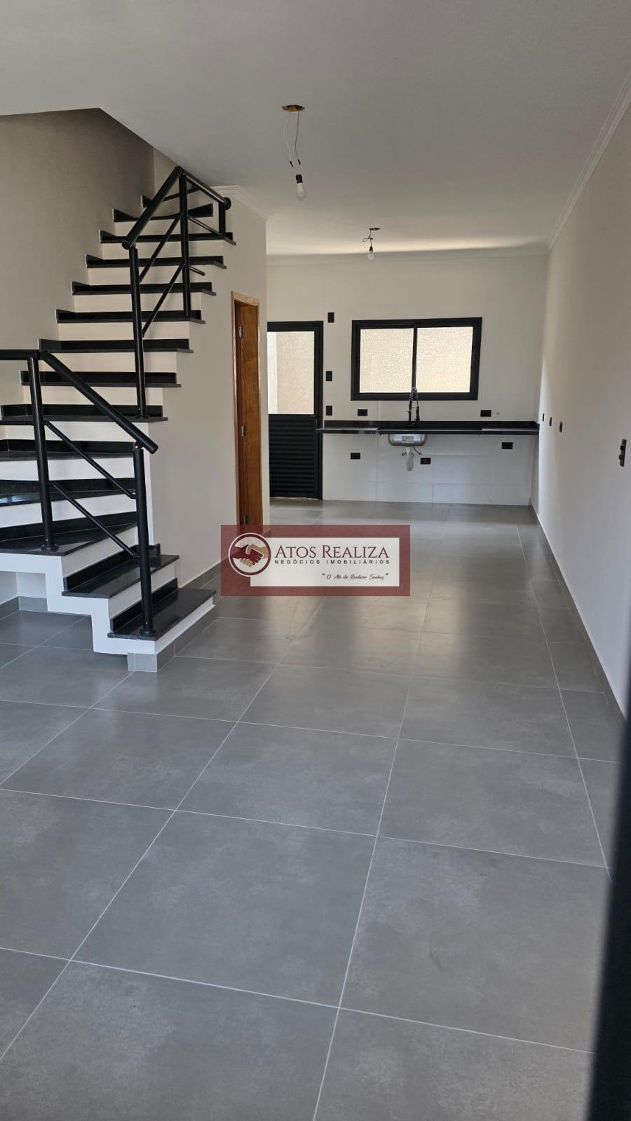 Casa à venda com 2 quartos, 3 banheiros, 1 vaga e 81m² no Vila Babilonia, São Paulo — foto principal