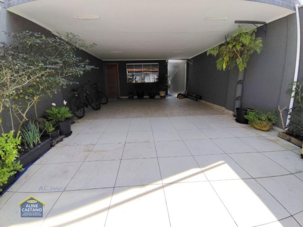 Casa à venda com 3 quartos, 2 suítes, 2 vagas e 129m² no Vilamar, Praia Grande (SP) — foto 13 de 30