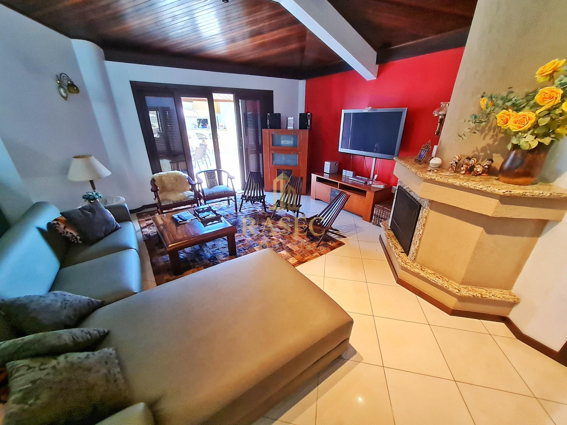 Casa à venda com 5 quartos, 1 suíte, 4 vagas e 294m² no Centro I, Brusque (SC) — foto 7 de 19
