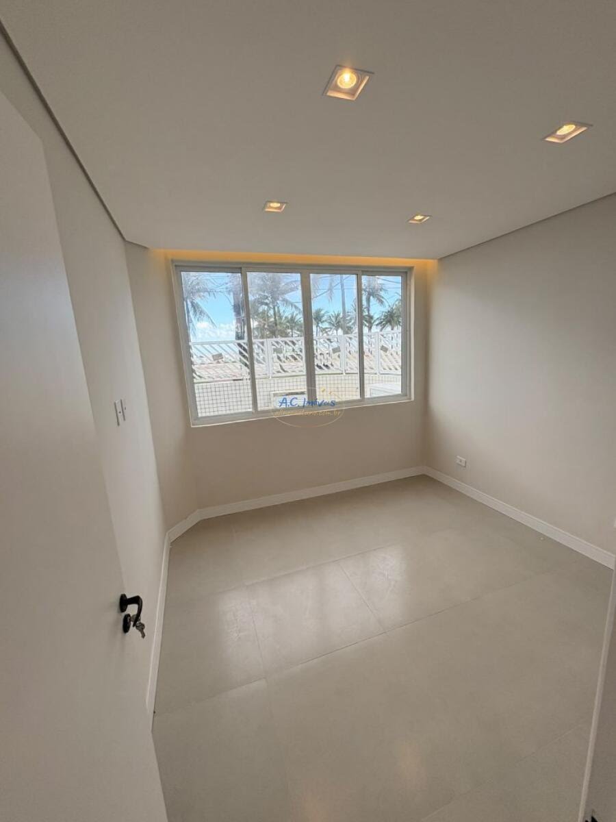Studio à venda com 1 quarto, 1 banheiro, 1 vaga e 35m² no Vila Tupi, Praia Grande (SP) — foto 2 de 20