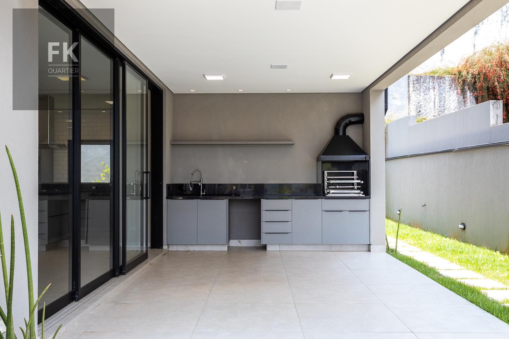 Casa à venda com 4 quartos, 4 suítes, 6 vagas e 364m² no Residencial Burle Marx, Santana de Parnaíba (SP) — foto 16 de 30