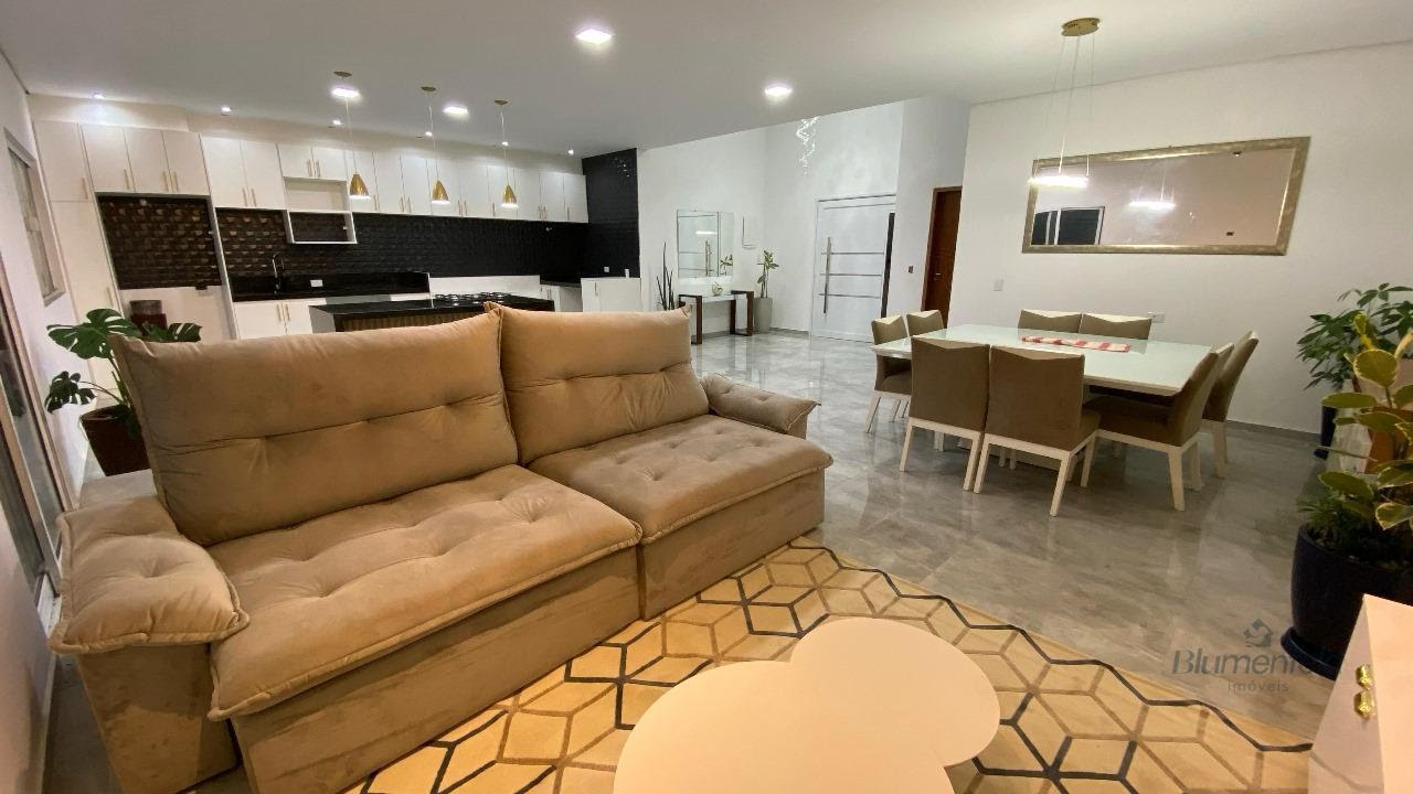 Casa à venda com 3 quartos, 3 suítes e 2200m² no Arujá Hills III, Arujá (SP) — foto 23 de 30