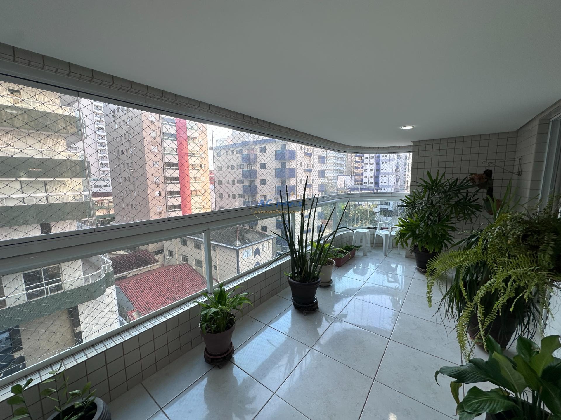 Apartamento para alugar com 3 quartos, 3 suítes, 2 vagas e 140m² no Canto do Forte, Praia Grande (SP) — foto 9 de 30