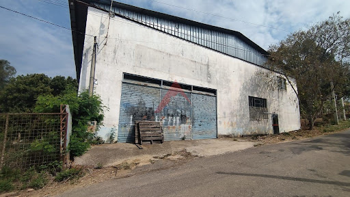 Galpão no Bairro Barreiro  -  Extrema
