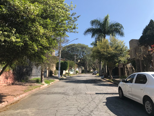 Rua do terreno 