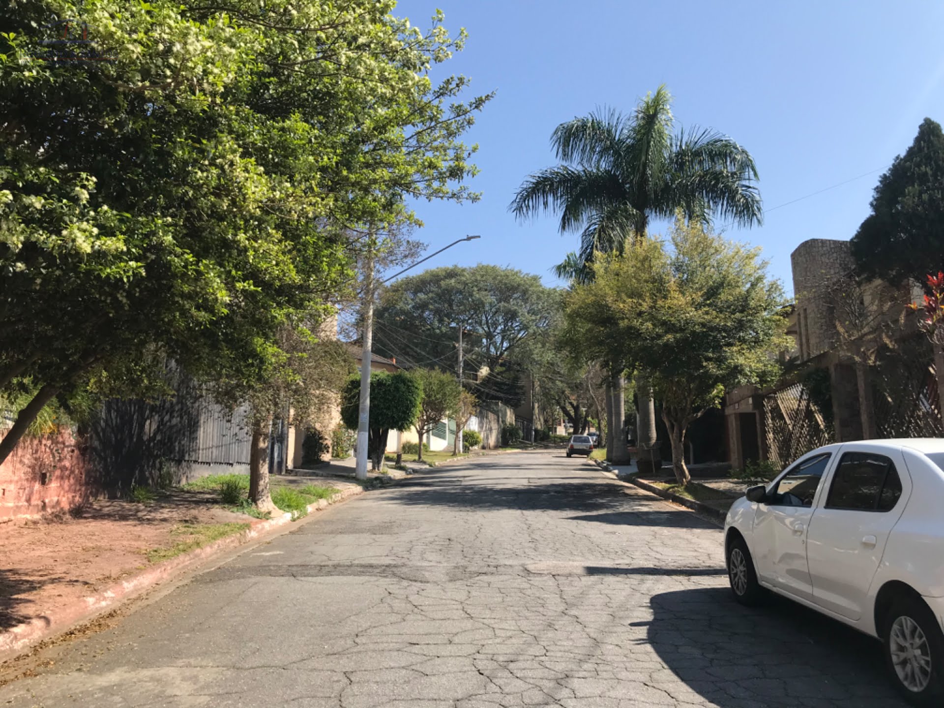 Rua do terreno 