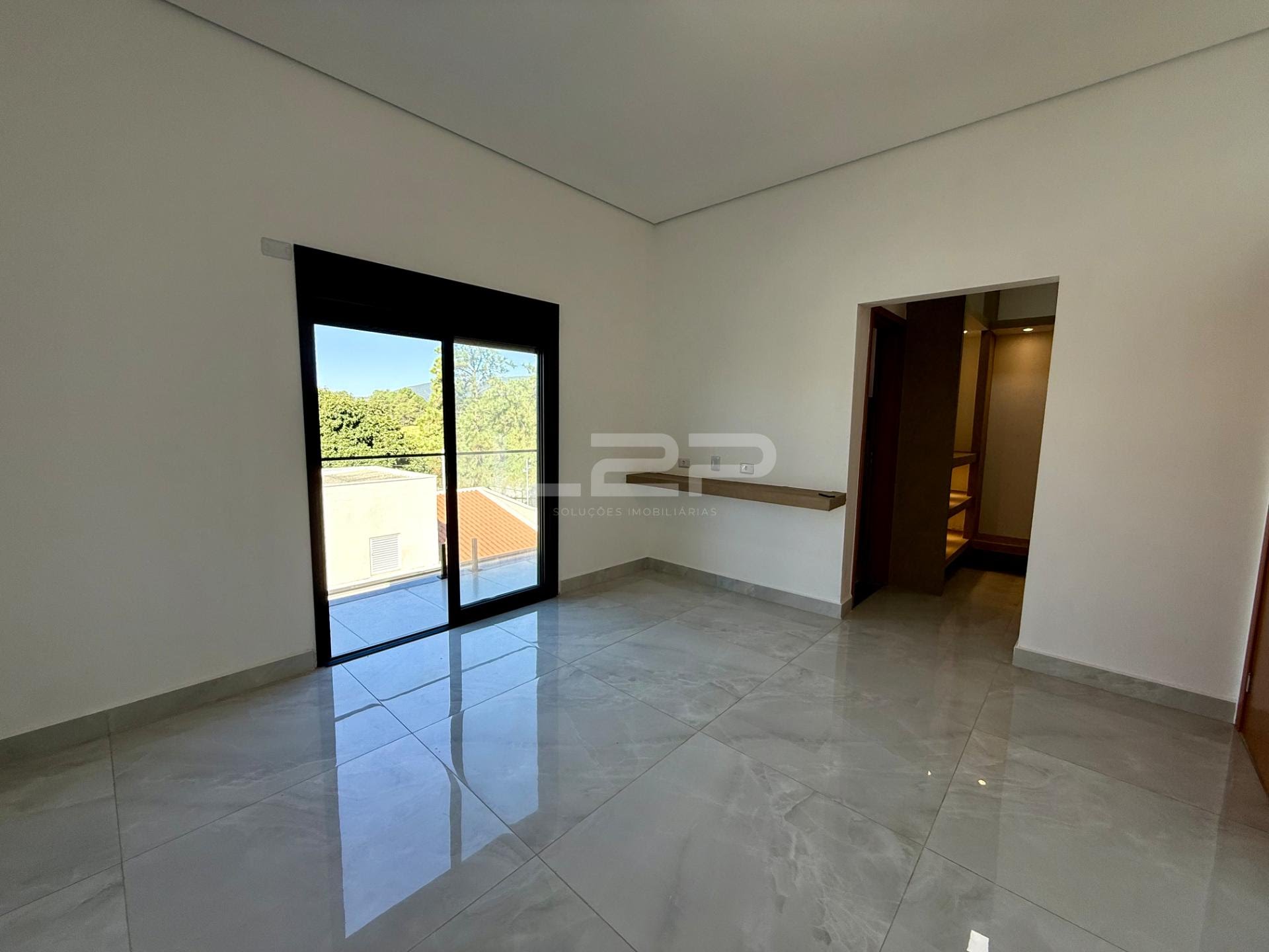 Casa à venda com 3 quartos, 2 suítes, 4 vagas e 236m² no Medeiros, Jundiaí (SP) — foto 19 de 30