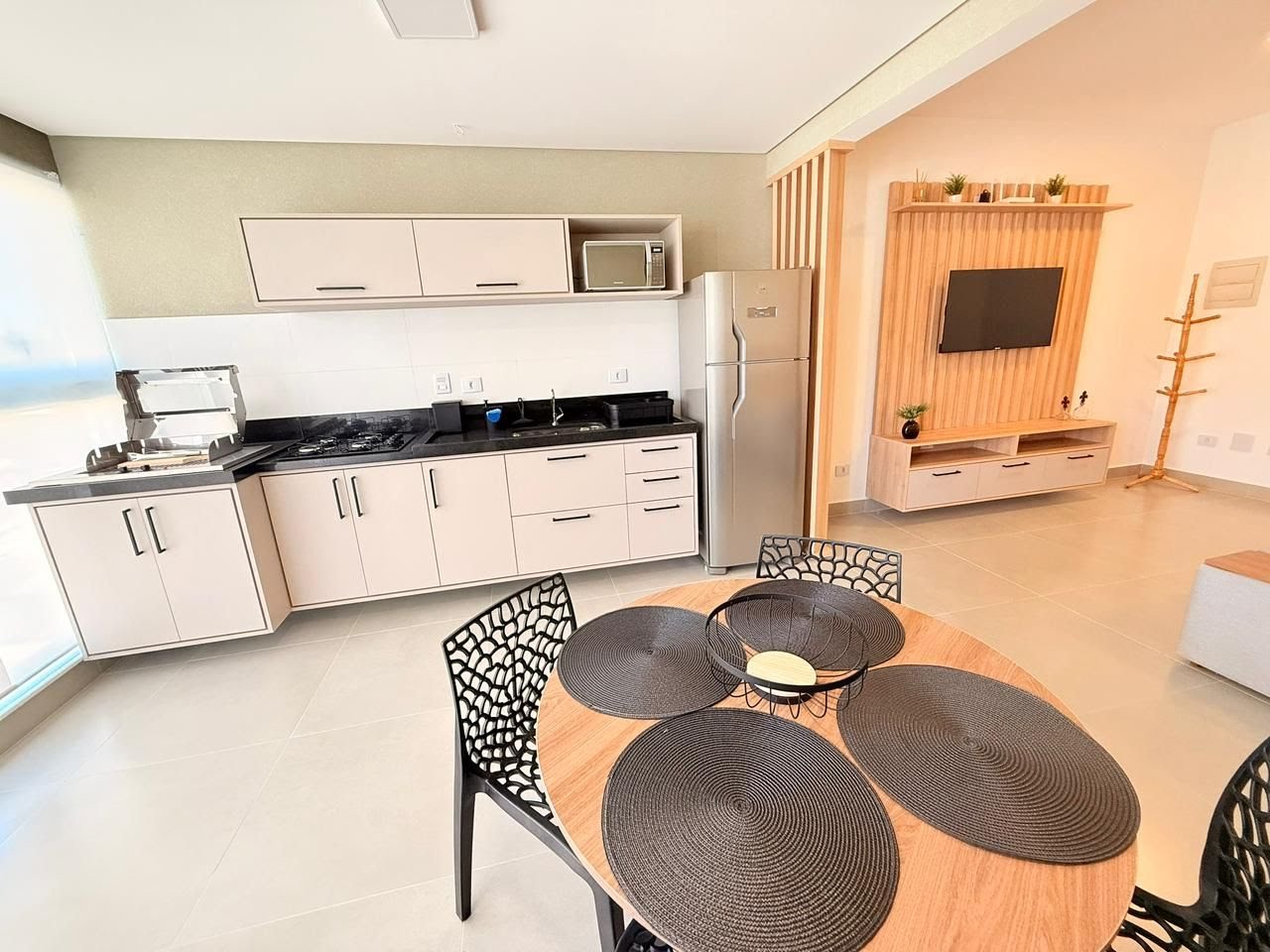 Studio à venda com 1 quarto, 1 banheiro e 40m² no Toninhas, Ubatuba (SP) — foto 2 de 9