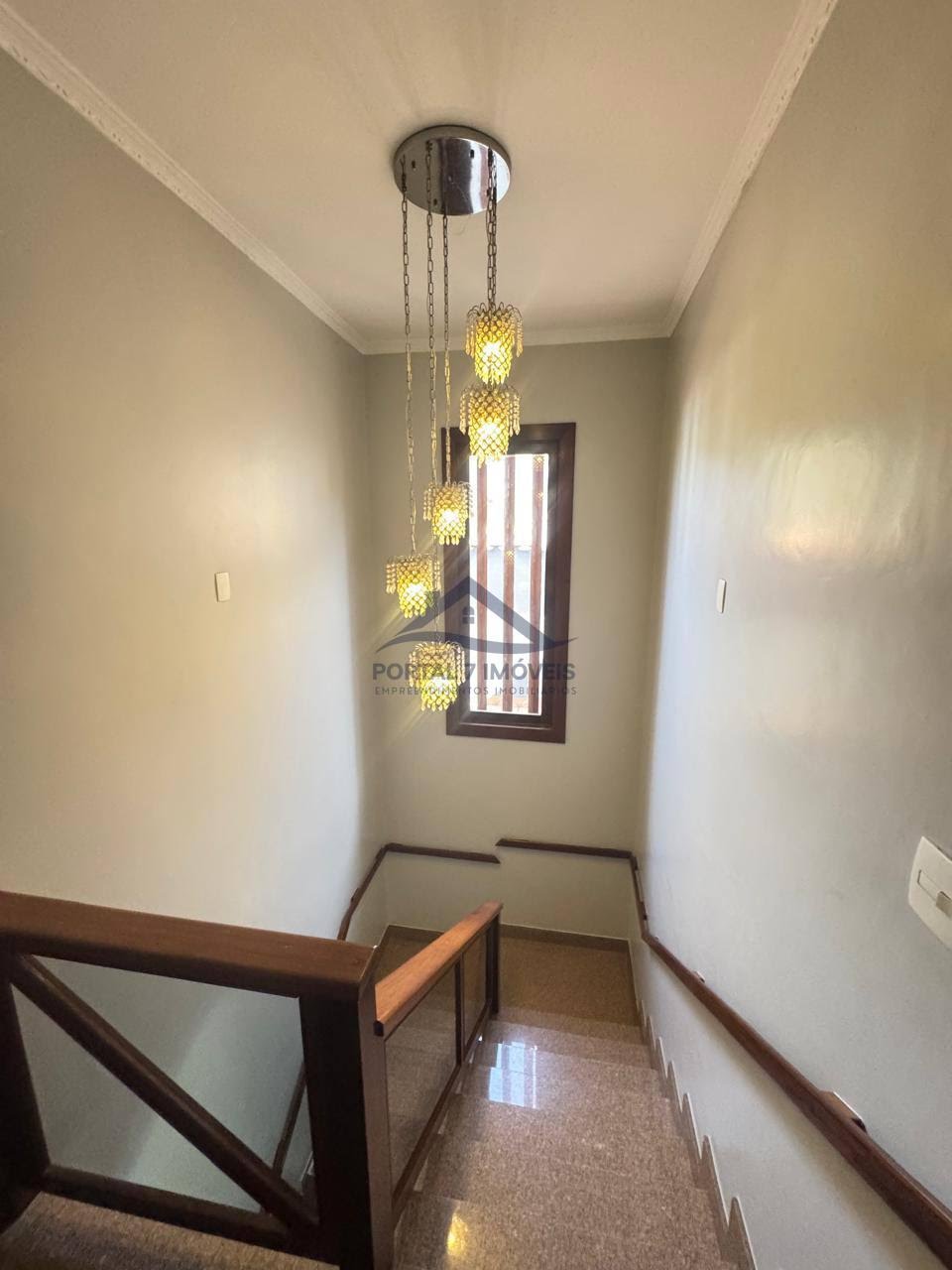 Casa à venda com 5 quartos, 2 suítes, 3 vagas e 230m² no Jardim Arizona, Sete Lagoas (MG) — foto 14 de 26