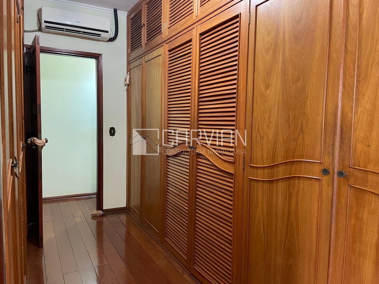 Casa à venda com 3 quartos, 3 suítes, 4 vagas e 393m² no Centro, Cravinhos (SP) — foto 20 de 30