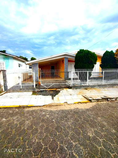 Casa em Coloninha  -  Araranguá
