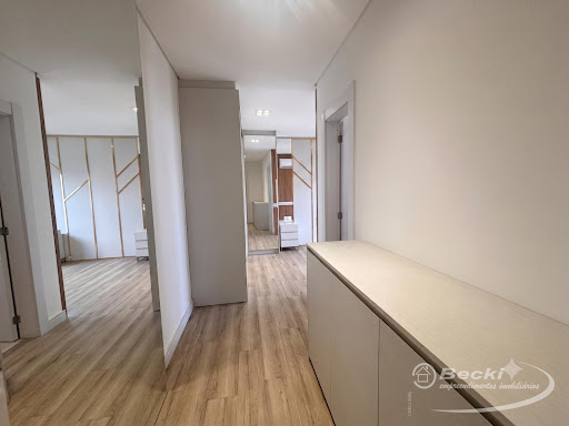 Apartamento na Rua Alvarenga Peixoto América, Joinville - SC